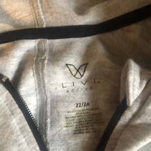 Livi Hoodie